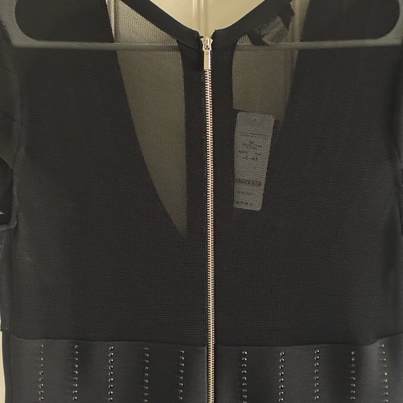 (NWT) bebe Mini Bandage Dress V-Neck - Picture 6 of 7